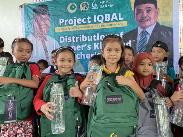 Under “Project Iqbal” (Improve Quality Education in the Bangsamoro Land), MBHTE distributed school-learning materials to the Division Offices of Maguindanao del Sur and Maguindanao del Norte. Minister Iqbal highlighted the government’s commitment to deliv